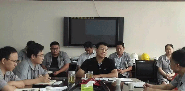 西安泰富西瑪電機(jī)召開2017年上半年銷售工作會(huì)議。