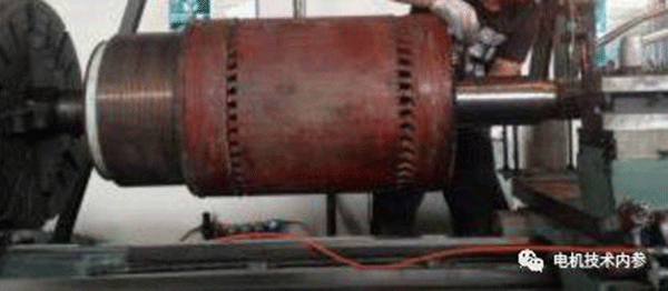 閉口槽鑄鋁轉(zhuǎn)子對(duì)電機(jī)性能的影響——西安泰富西瑪電機(jī)(西安西瑪電機(jī)集團(tuán)股份有限公司)官方網(wǎng)站 閉口槽鑄鋁轉(zhuǎn)子對(duì)電機(jī)性能的影響——西安泰富西瑪電機(jī)(西安西瑪電機(jī)集團(tuán)股份有限公司)官方網(wǎng)站