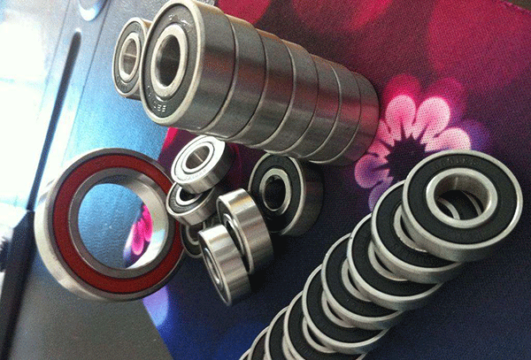 電機(jī)軸承的專業(yè)安裝方法——西安泰富西瑪電機(jī)(西安西瑪電機(jī)集團(tuán)股份有限公司)官方網(wǎng)站 電機(jī)軸承的專業(yè)安裝方法——西安泰富西瑪電機(jī)(西安西瑪電機(jī)集團(tuán)股份有限公司)官方網(wǎng)站