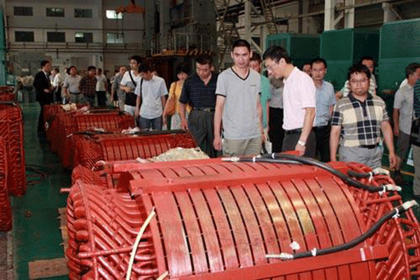 西安泰富西瑪高效節(jié)能電機(jī)在石油化工企業(yè)節(jié)能應(yīng)用。