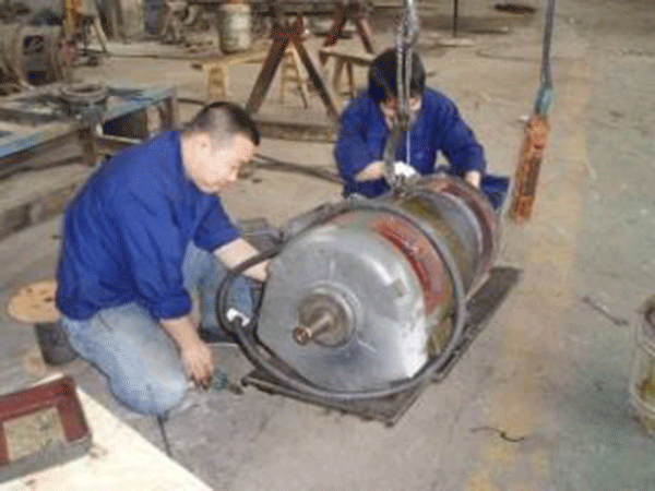 西瑪電機給專業(yè)電機修理工人一些小建議。