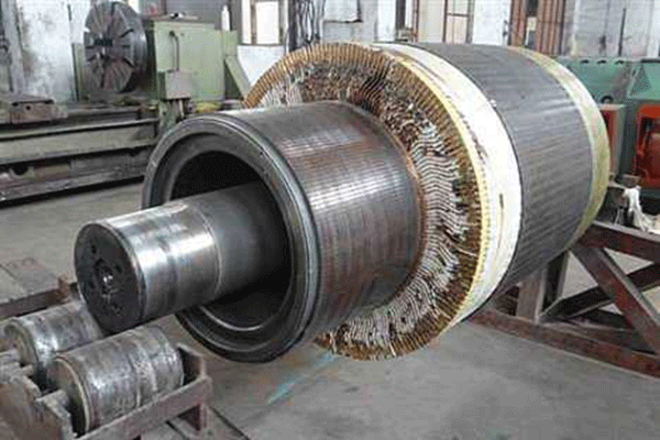 使用大型高壓電機(jī)時(shí)要注意安全問題。