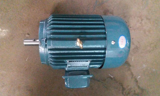 圖為西安西瑪電機生產(chǎn)的三相異步電動機 圖為西安西瑪電機生產(chǎn)的三相異步電動機